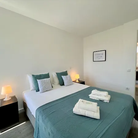 Apartment 2 By Homing