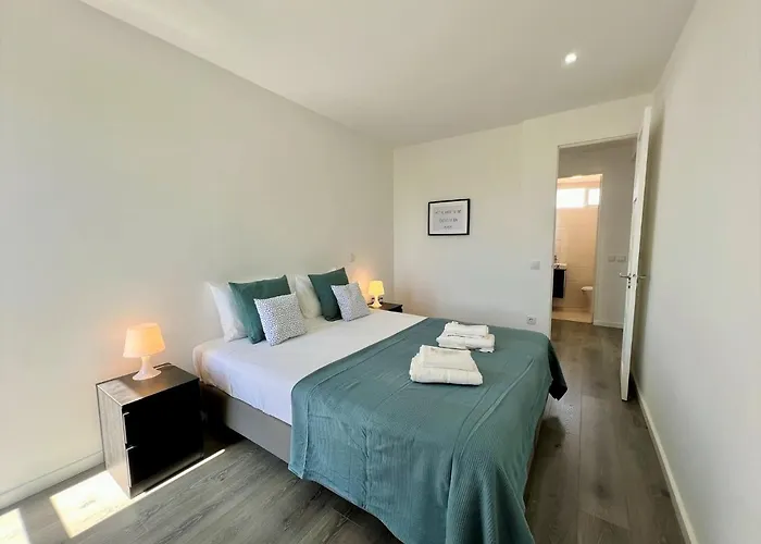 2 By Homing Apartman *