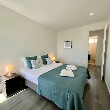 2 By Homing Apartament *